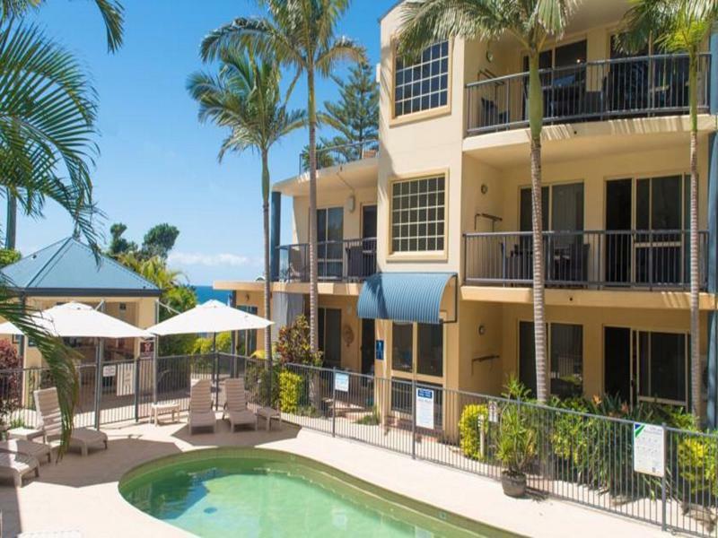 Beachside 3*