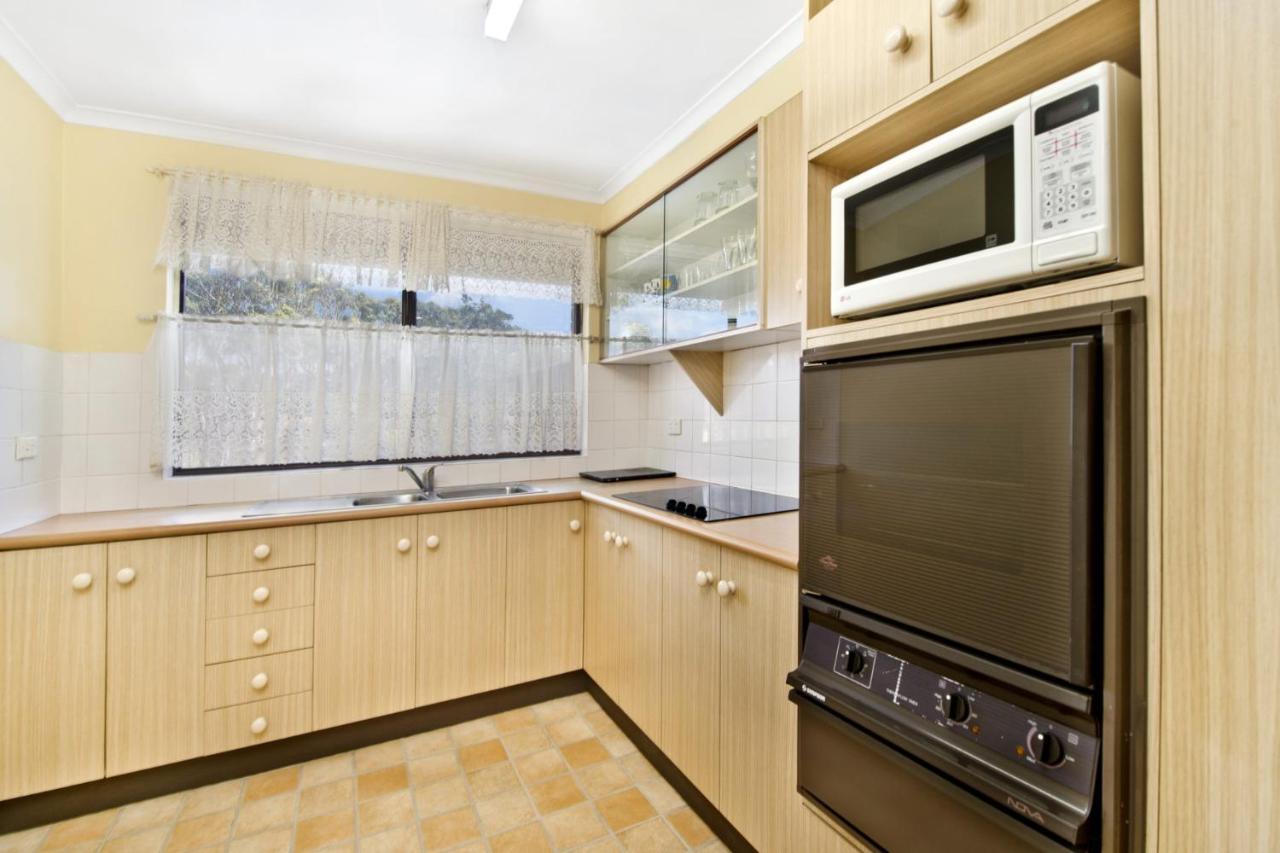 Berdella Park 25 6 Flynn Street Apartment *