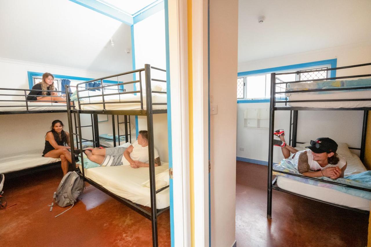 Ozzie Pozzie Backpackers - Yha *