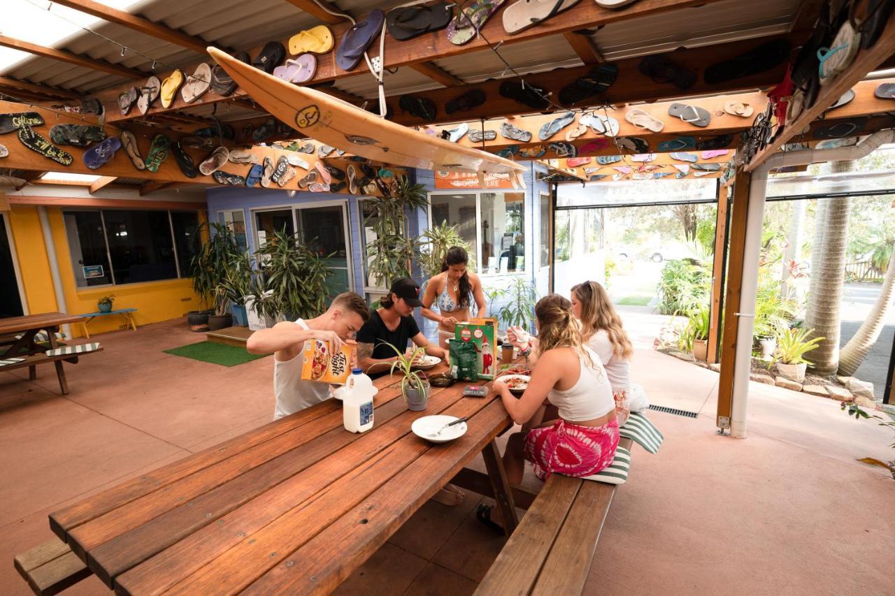 Ozzie Pozzie Backpackers - Yha *