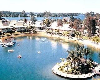 Hotel The Club At Village Port Macquarie
