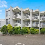 East Port Motor Inn