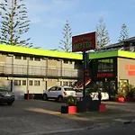 Le George Motel
