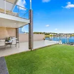 Sunshine Deluxe Port Macquarie