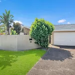 Noojee 27 Ballina Crescent