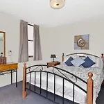 Tasman Towers 9 3 Munster Street Port Macquarie