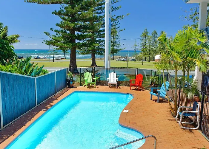 Beach House Holiday Apartments