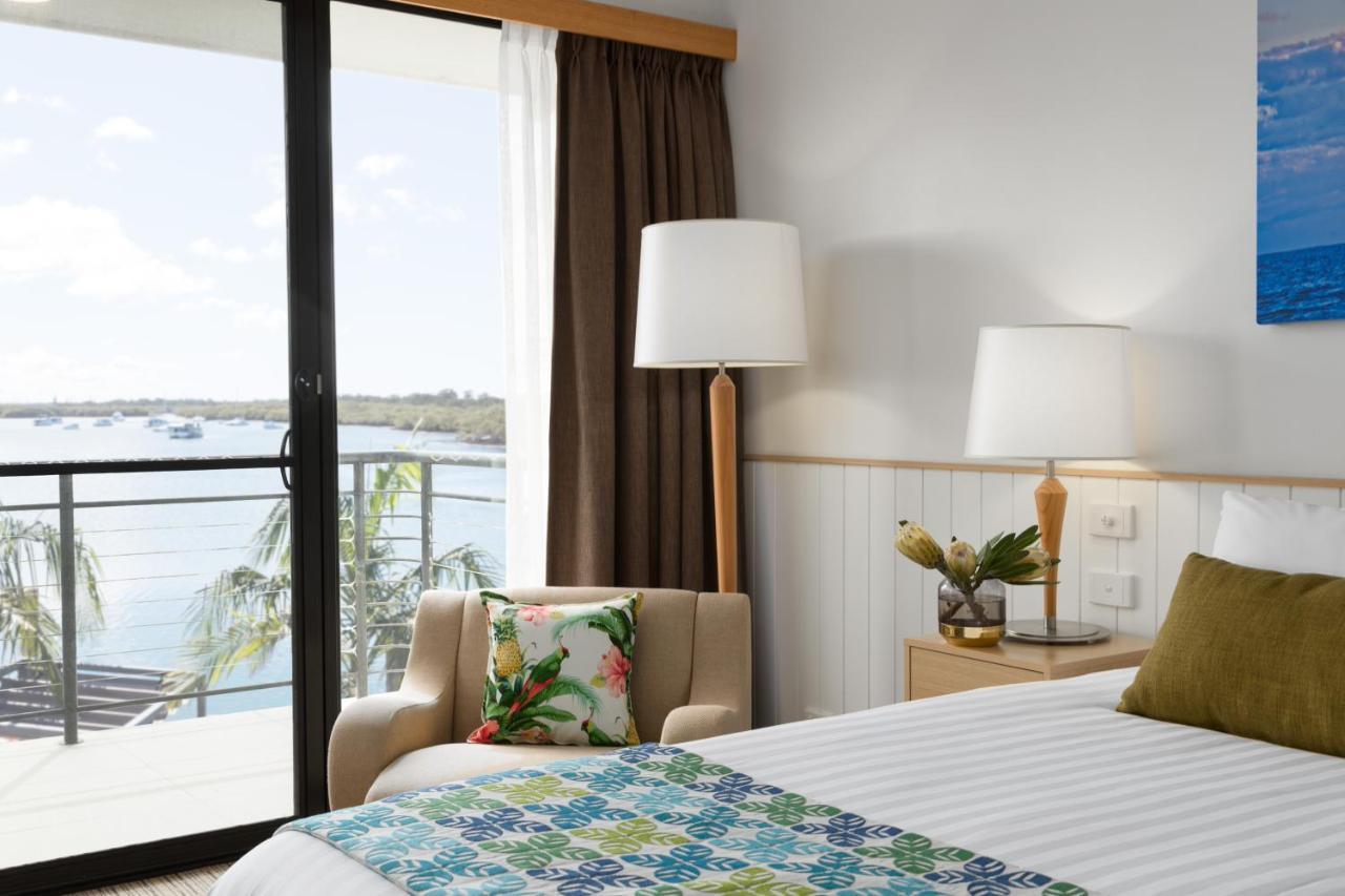 Sails By Rydges