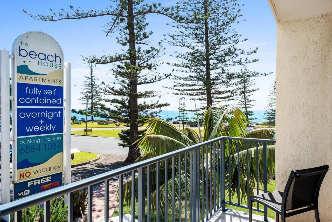 Aparthotel Beach House Holiday 3*