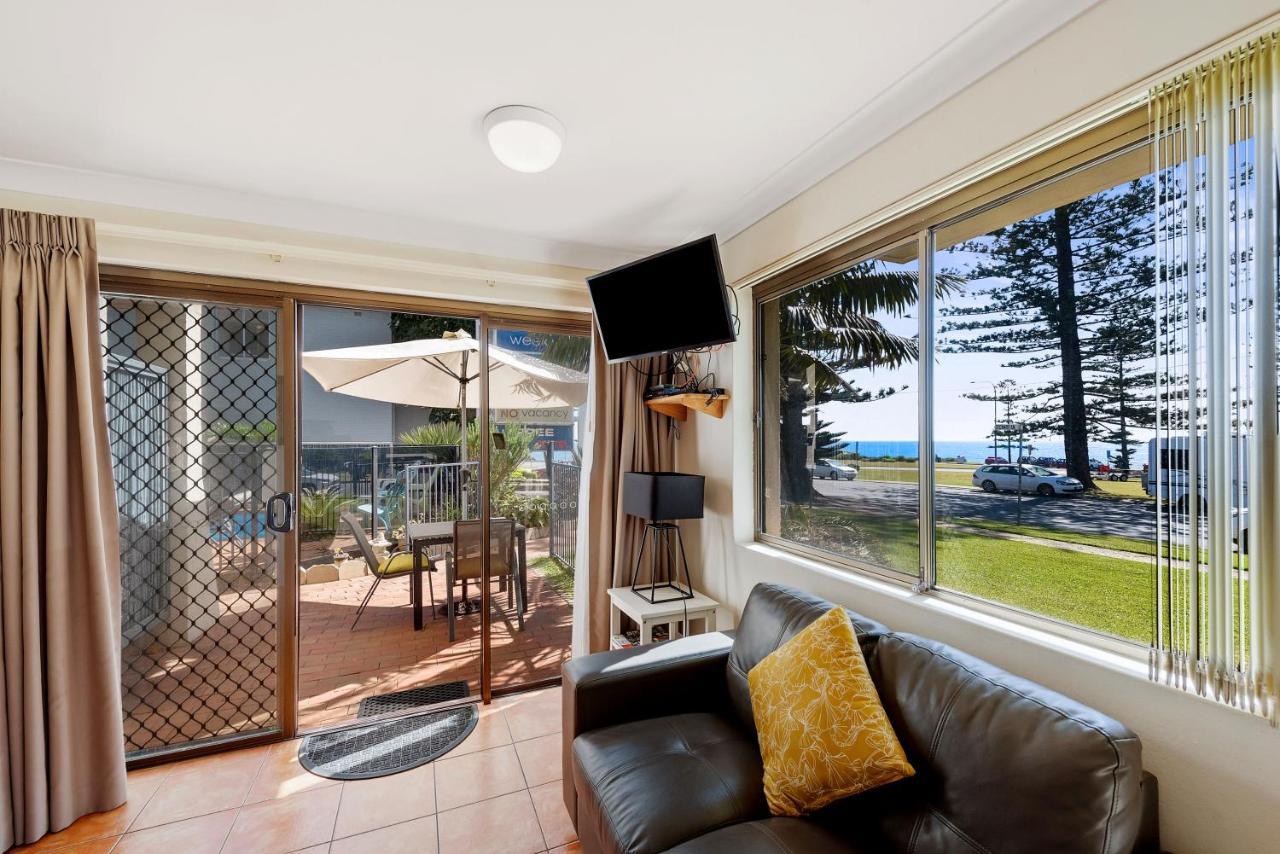 Beach House Holiday Aparthotel