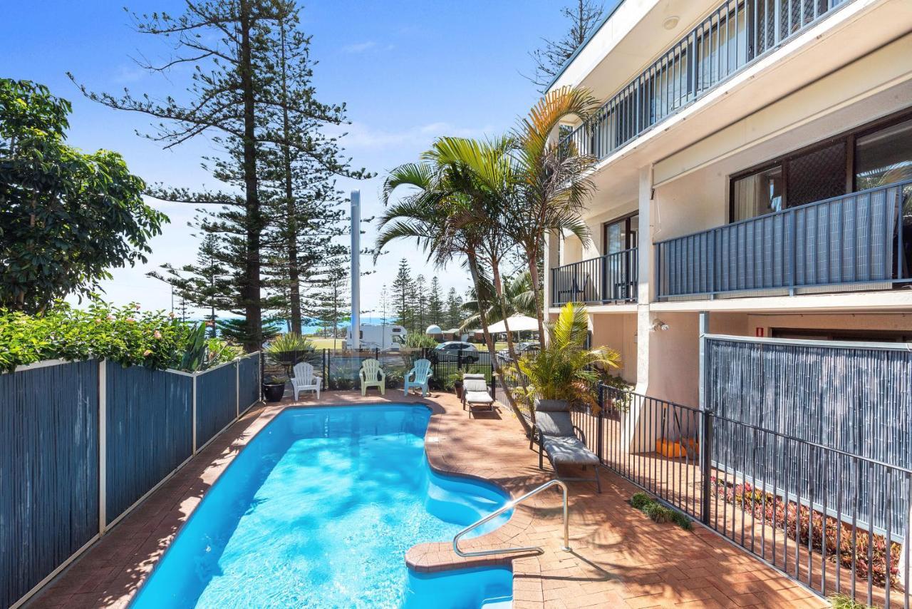Aparthotel Beach House Holiday