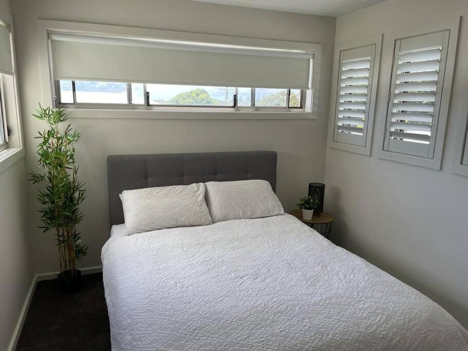 Holiday home Flynns Executive Coastal With Pool