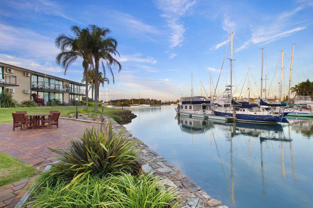 Sails By Rydges