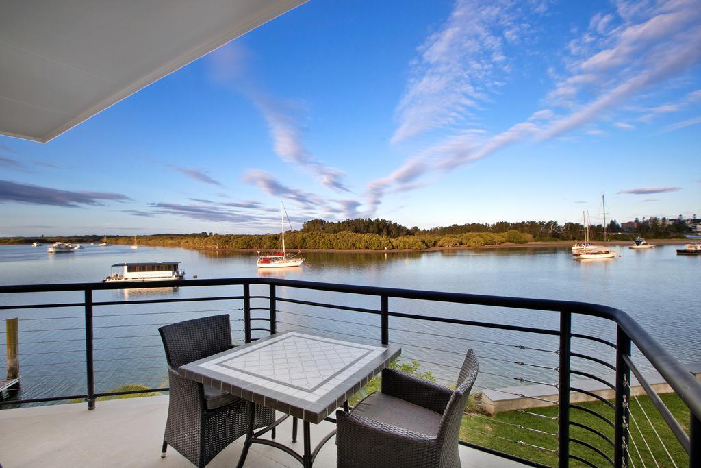 Sails By Rydges
