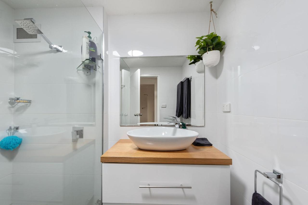 Unit 10, 5-7 Flynn Street Apartment *