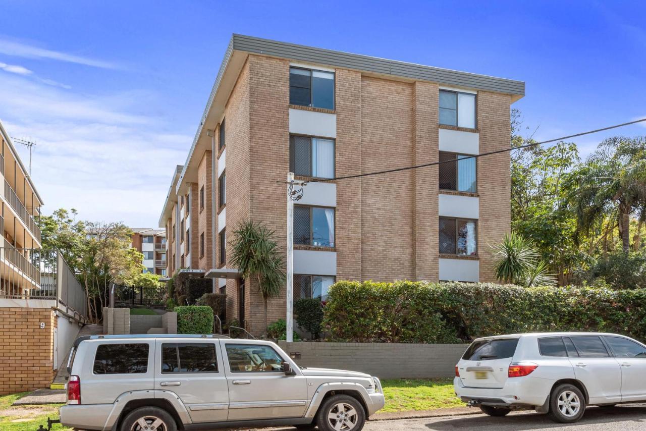 Unit 10, 5-7 Flynn Street