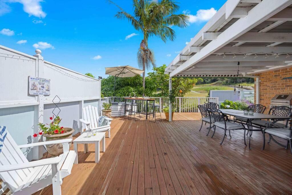 Lighthouse Vaccay - Family House With Pool