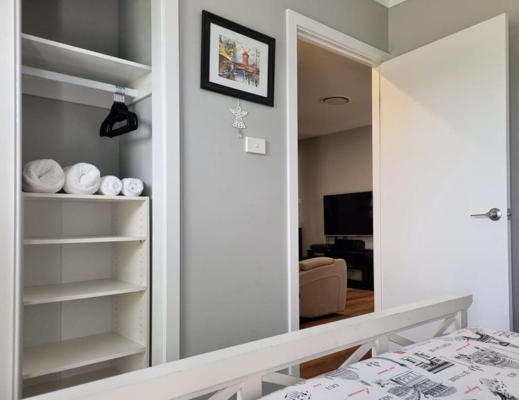 Eirbnb 1&2 Bedroom Unit Homestay *