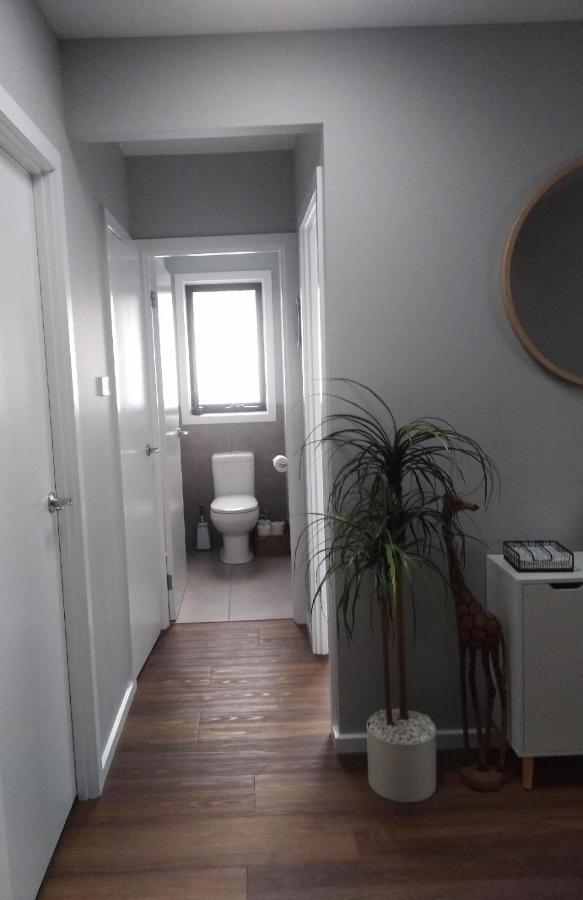 Eirbnb 1&2 Bedroom Unit