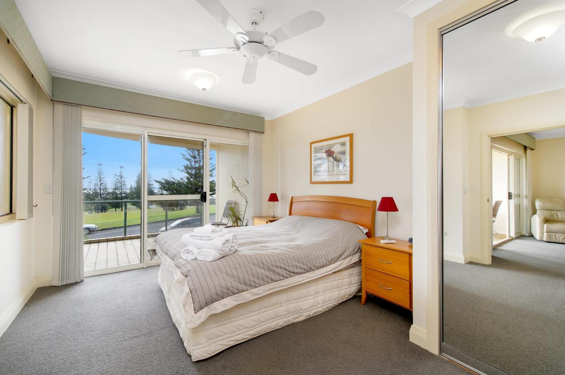 Apartment Harbourwatch 11 18 Burrawan Street Port Macquarie