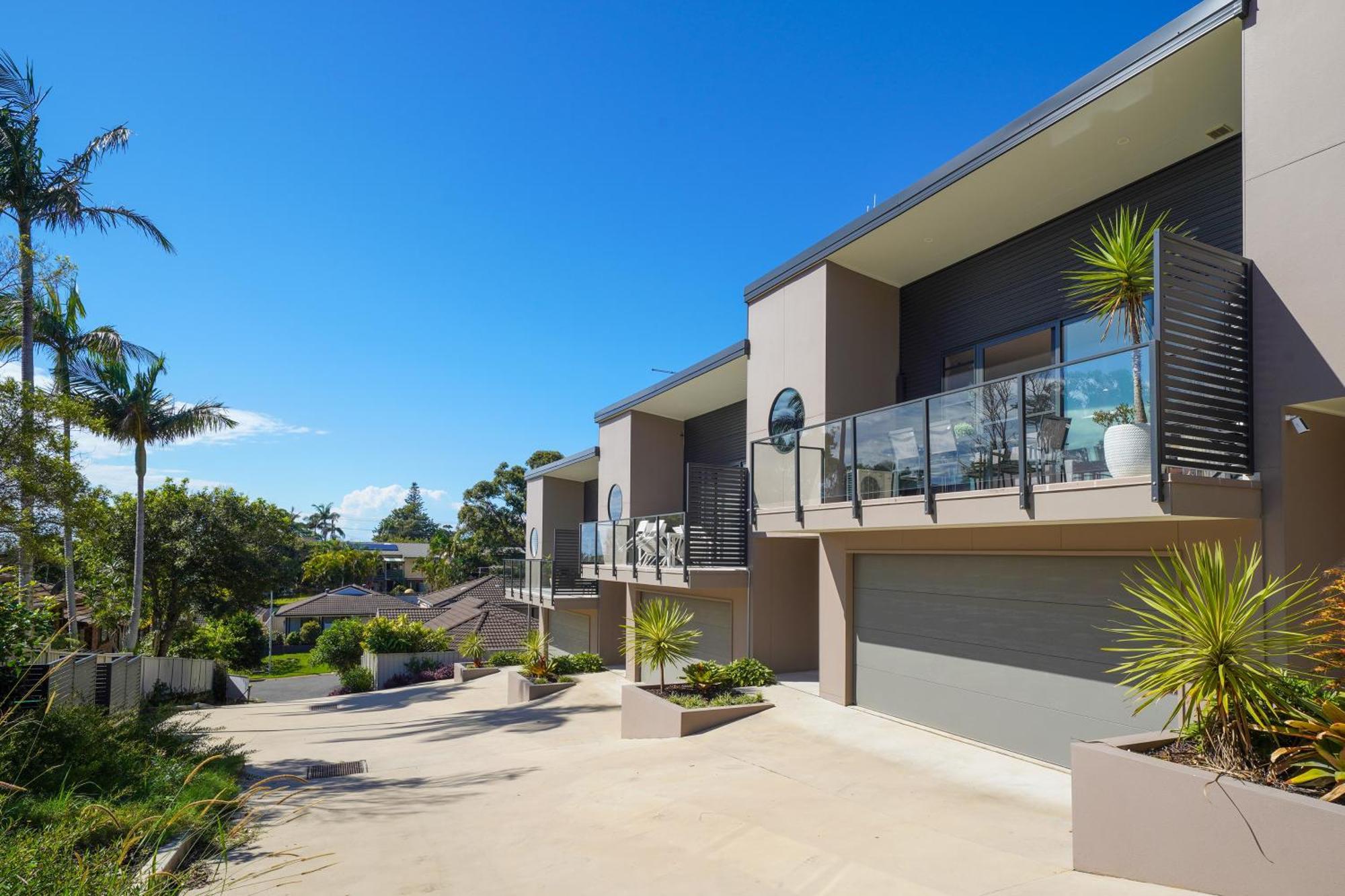 Spacious 4br W/ Water Views Holiday home Port Macquarie