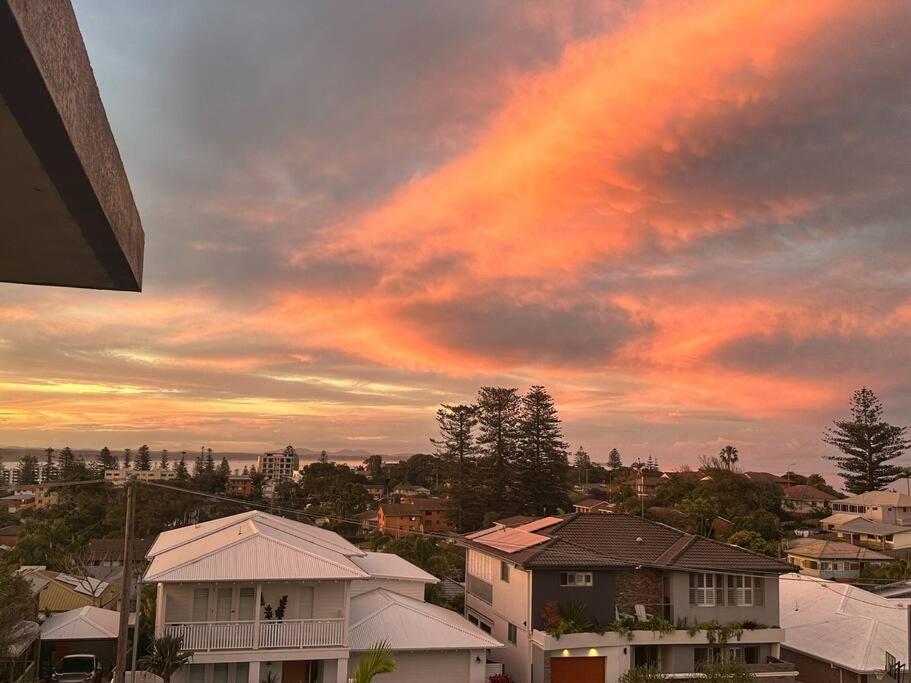 Apartamento 2 Bedroom Coastal Getaway With Ocean Views! *