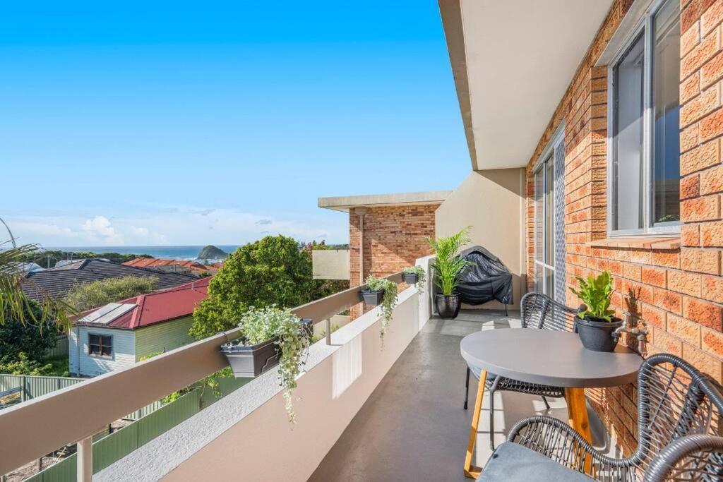 Apartamento 2 Bedroom Coastal Getaway With Ocean Views! *