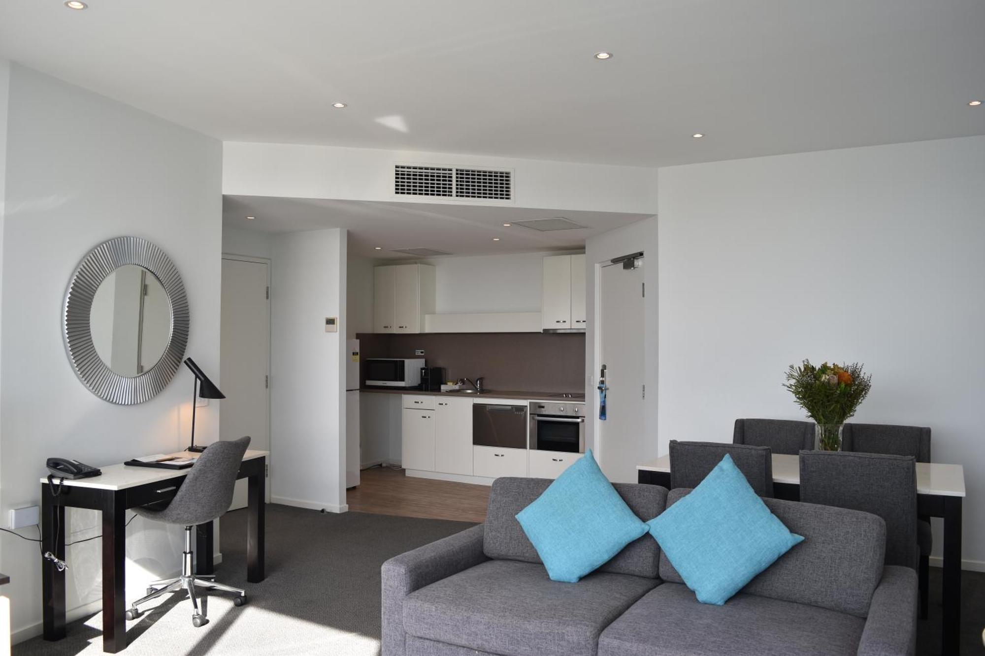 Mantra Quayside Aparthotel