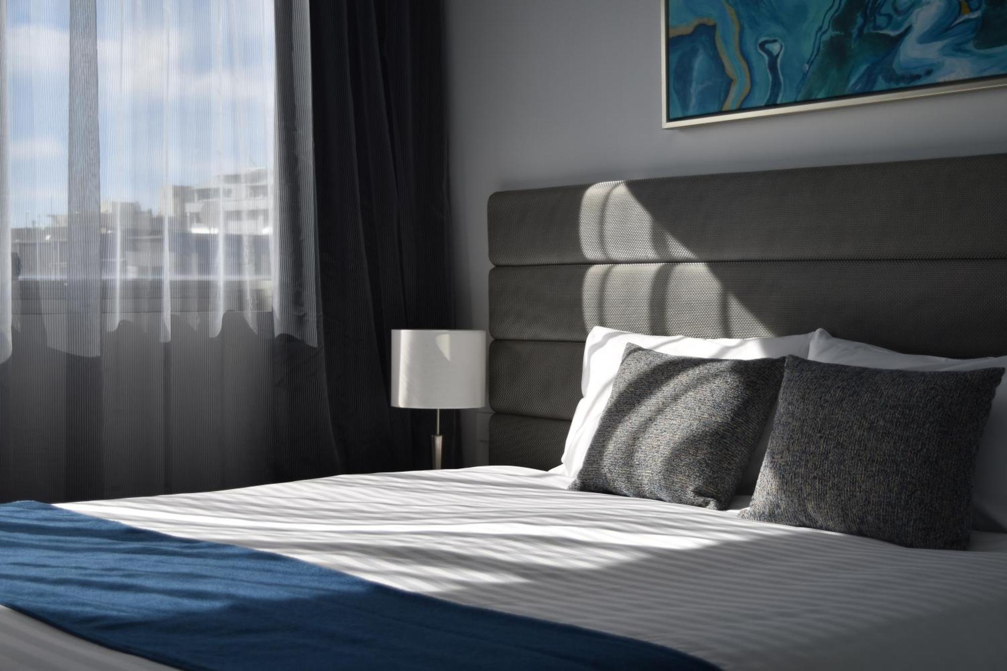 Mantra Quayside 4*