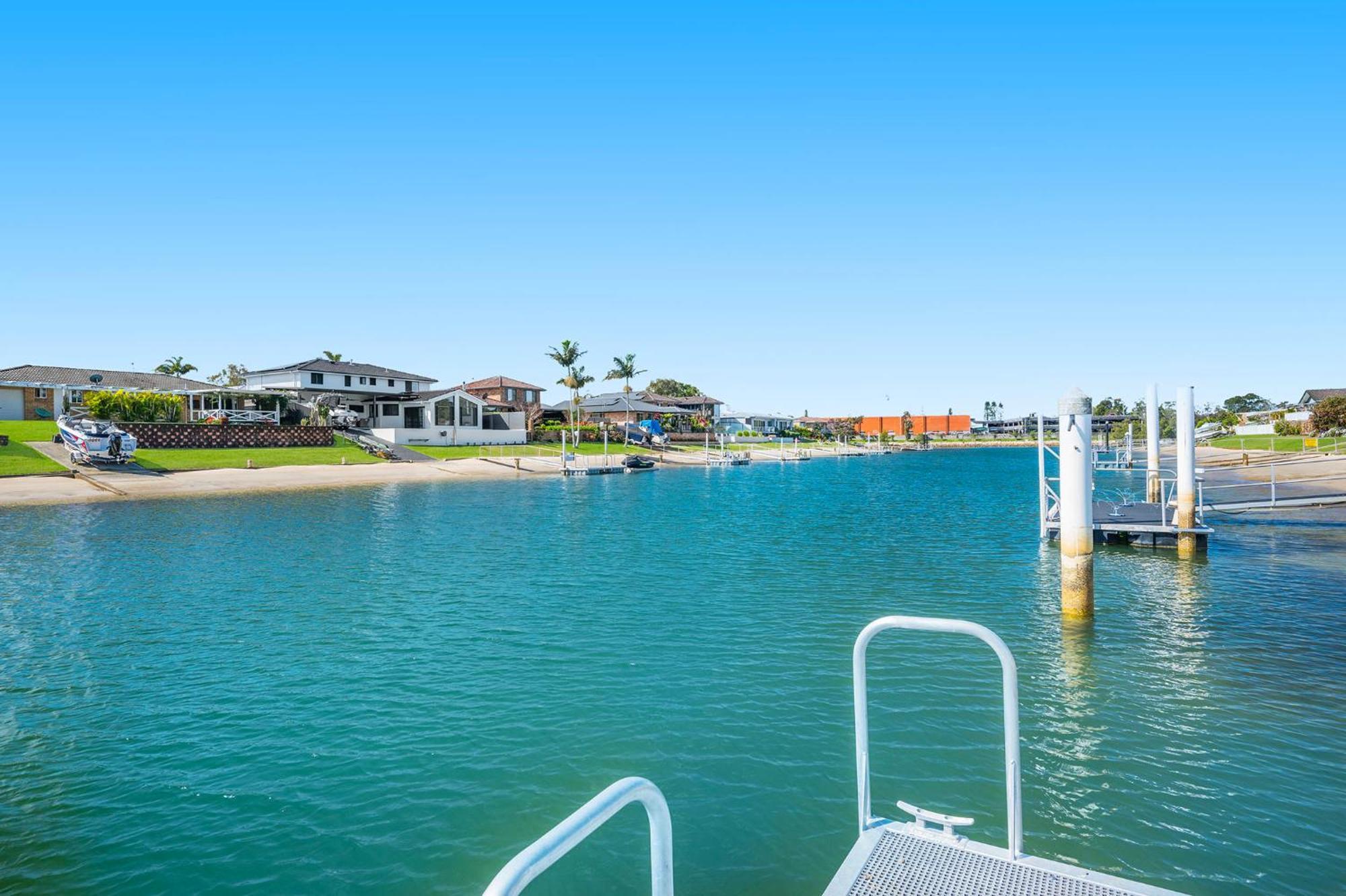 Noojee 27 Ballina Crescent * Port Macquarie