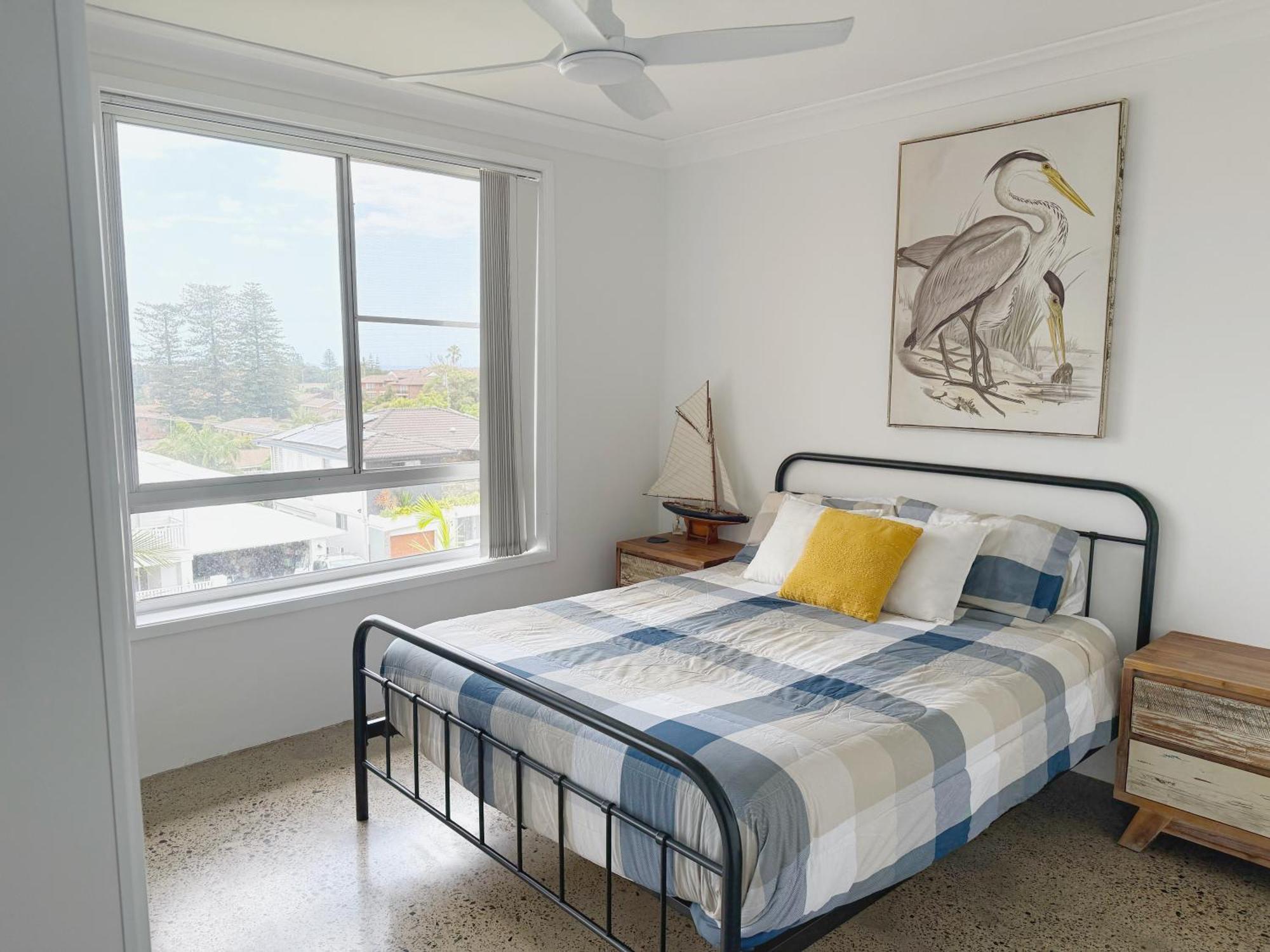 2 Bedroom Coastal Getaway With Ocean Views! * Port Macquarie