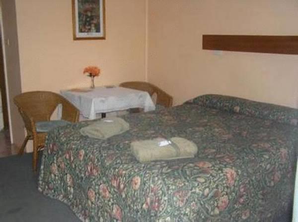 Surf Port Motel