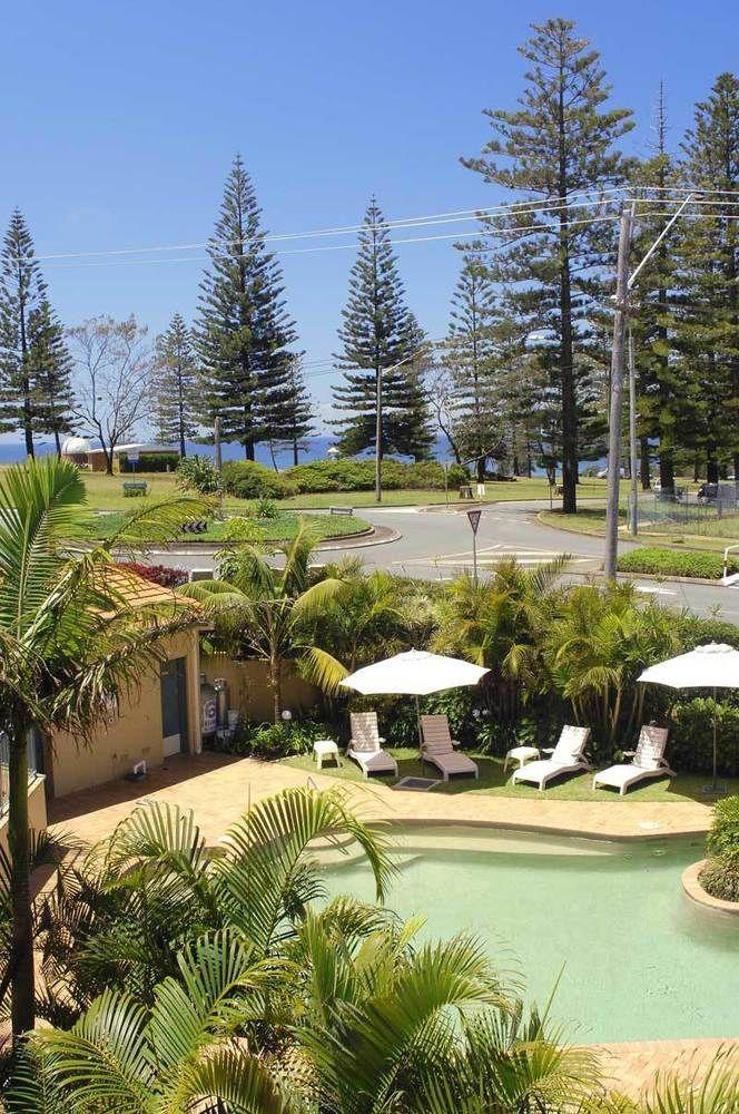 Town Beachcomber Aparthotel 4*