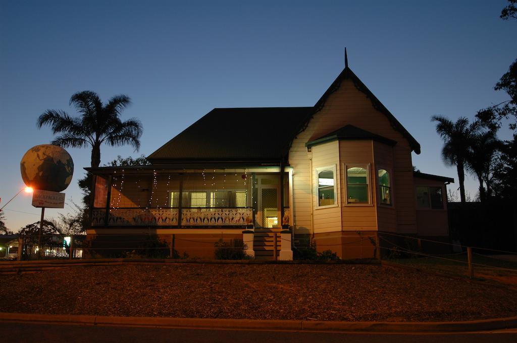Hostel Backpackers *