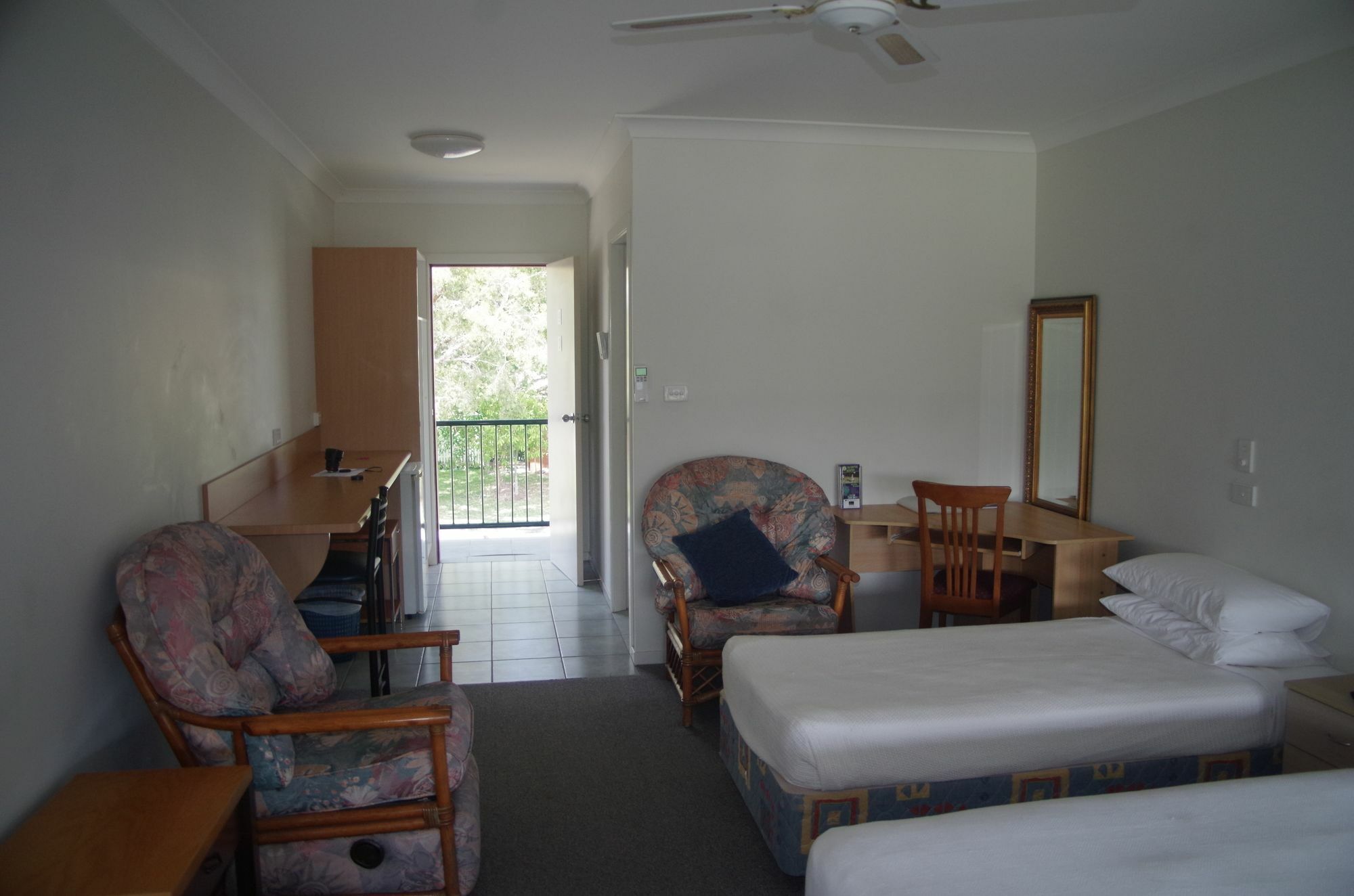 Ts Tennis Hotel