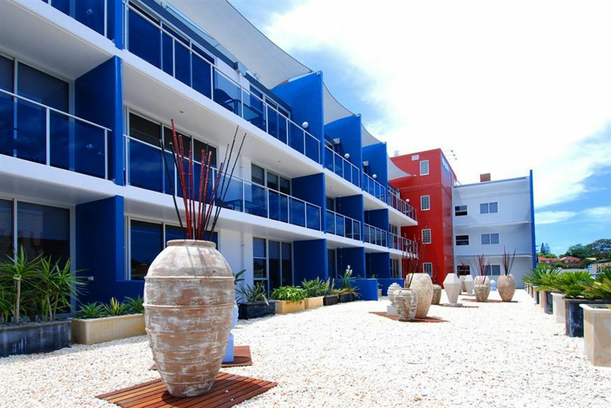 Mantra Quayside 4*