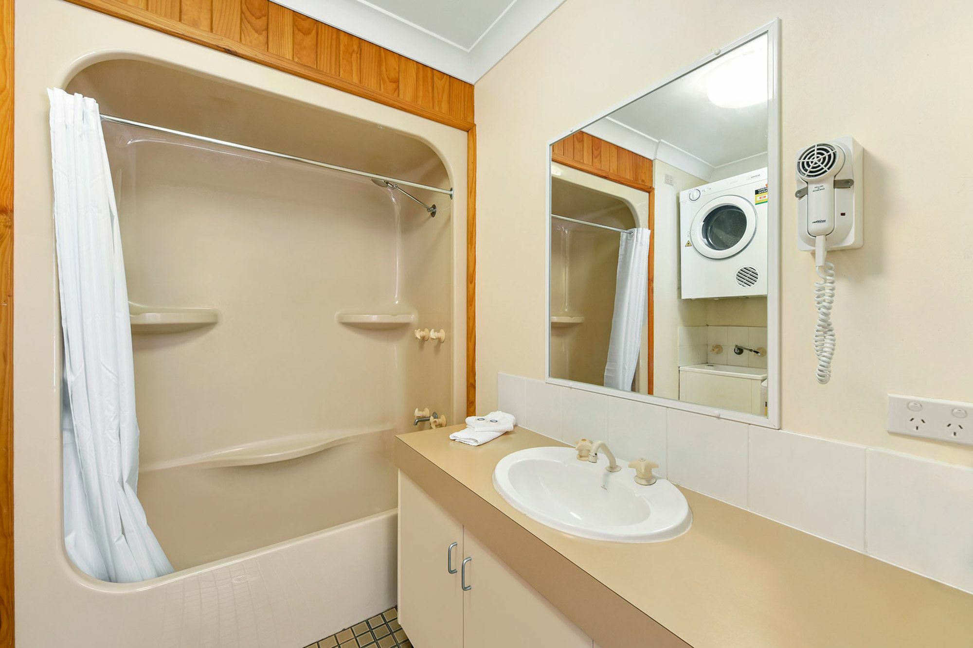 Seychelles Aparthotel Port Macquarie