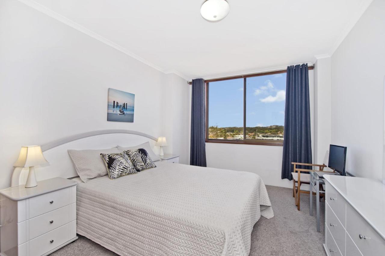 Akuna 18 6 Joffre Street * Port Macquarie
