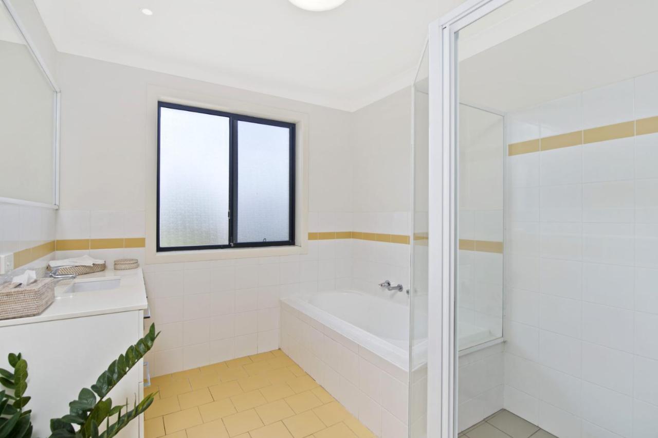 Amara 6 Wesley Avenue Holiday home Port Macquarie