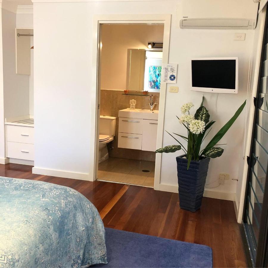 Bed & Breakfast Anchors 4*